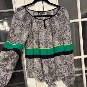 XOXO Women's Black and Green Snake Print Blouse